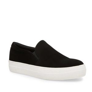 Steve Madden Gills Black Suede Slip-On Sneaker